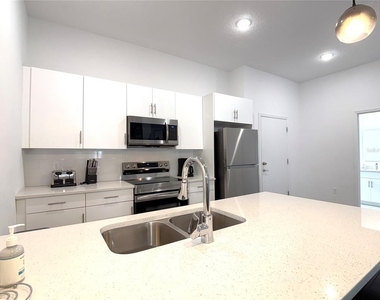 332 Famagusta Drive - Photo Thumbnail 4