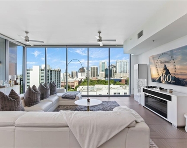 260 S Osceola Avenue - Photo Thumbnail 2