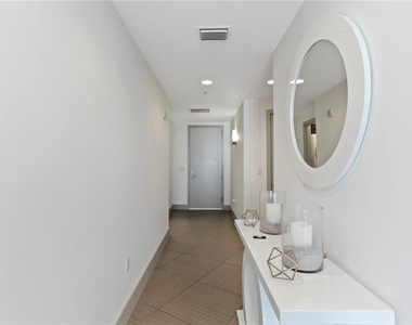 260 S Osceola Avenue - Photo Thumbnail 4