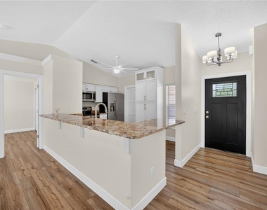 10748 Siena Dr - Photo Thumbnail 24