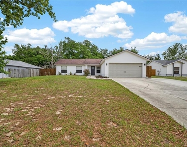 10748 Siena Dr - Photo Thumbnail 2