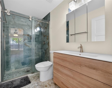 10748 Siena Dr - Photo Thumbnail 36