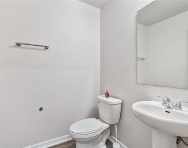 1463 Swan Court - Photo Thumbnail 24