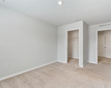 1463 Swan Court - Photo Thumbnail 13
