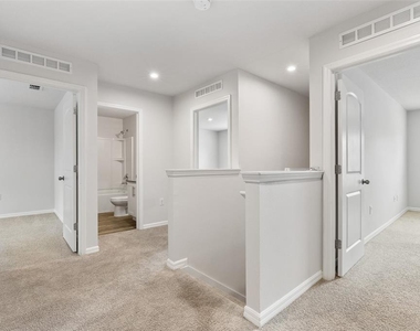 1463 Swan Court - Photo Thumbnail 19