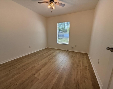 2 Upland Place - Photo Thumbnail 7