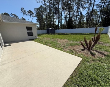 2 Upland Place - Photo Thumbnail 1