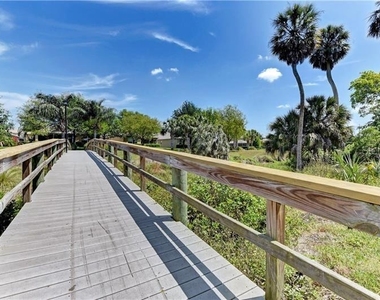 7212 Hamilton Road - Photo Thumbnail 38