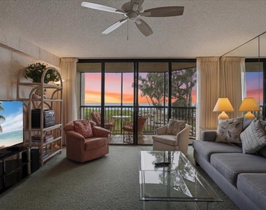 5611 Gulf Of Mexico Drive - Photo Thumbnail 2