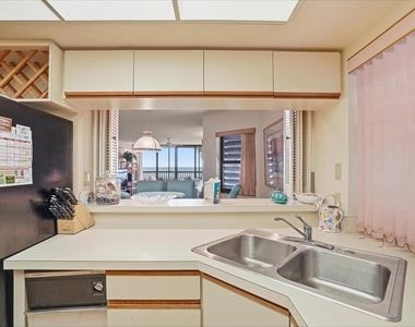 5611 Gulf Of Mexico Drive - Photo Thumbnail 26