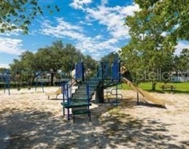 4510 Sanibel Way - Photo Thumbnail 26