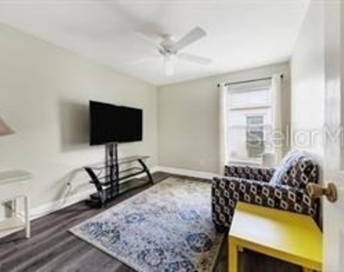 4510 Sanibel Way - Photo Thumbnail 20