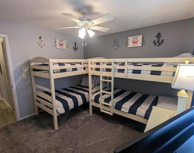 1634 Stickney Point Road - Photo Thumbnail 6