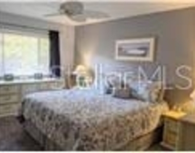 1634 Stickney Point Road - Photo Thumbnail 7