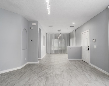 208 Cape Harbour Loop - Photo Thumbnail 3
