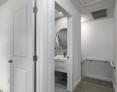208 Cape Harbour Loop - Photo Thumbnail 18