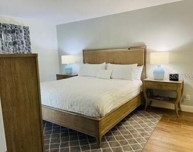 5246 Wedgewood Lane - Photo Thumbnail 18
