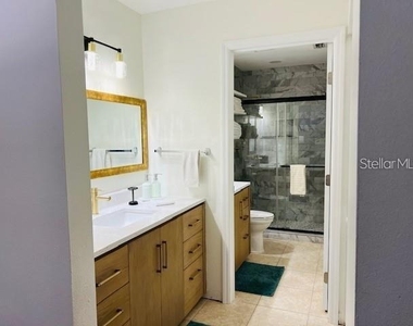 5246 Wedgewood Lane - Photo Thumbnail 21