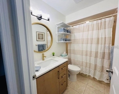 5246 Wedgewood Lane - Photo Thumbnail 16
