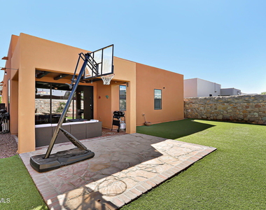 1149 Stoke Street - Photo Thumbnail 32