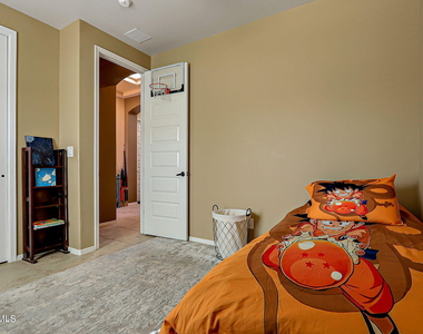 1149 Stoke Street - Photo Thumbnail 5