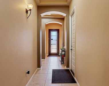 1149 Stoke Street - Photo Thumbnail 9