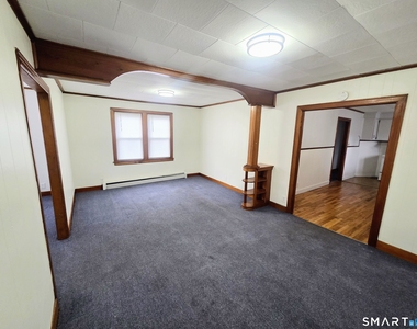 387 Putnam Pike - Photo Thumbnail 6