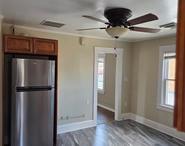 22 Calvin Avenue - Photo Thumbnail 2