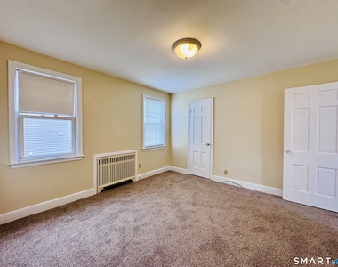 47 Clover Street - Photo Thumbnail 8