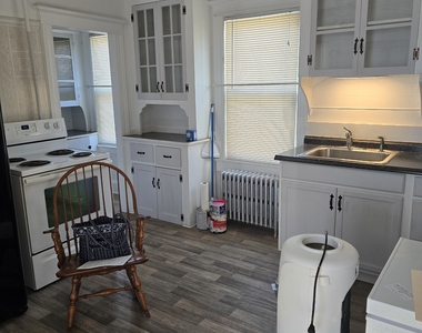 785 Main Street - Photo Thumbnail 5