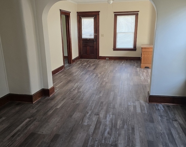 785 Main Street - Photo Thumbnail 1