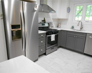 12 Allendale Road - Photo Thumbnail 1