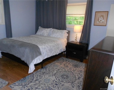 12 Allendale Road - Photo Thumbnail 10