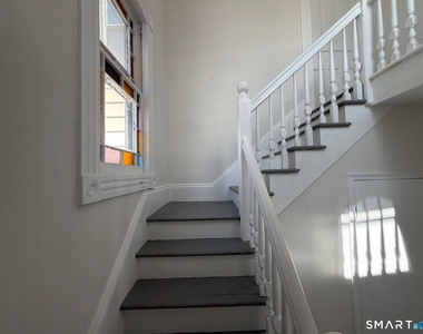 316 Main Street - Photo Thumbnail 6
