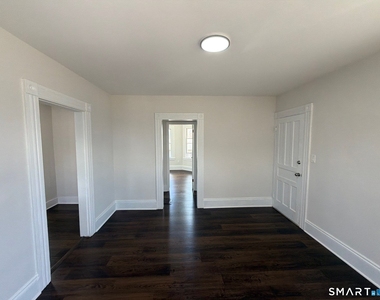 316 Main Street - Photo Thumbnail 12