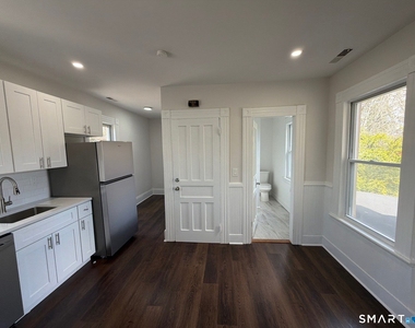 316 Main Street - Photo Thumbnail 16