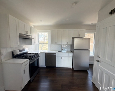 316 Main Street - Photo Thumbnail 13