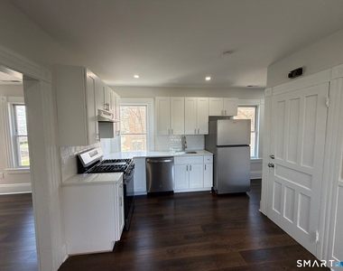 316 Main Street - Photo Thumbnail 15
