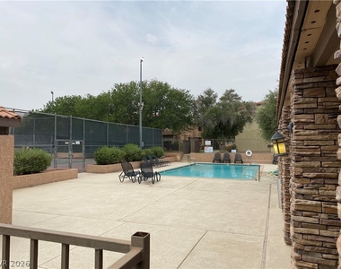 1455 E Katie Avenue - Photo Thumbnail 16