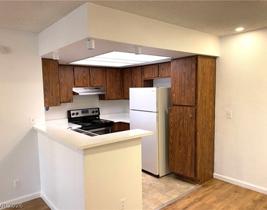 1455 E Katie Avenue - Photo Thumbnail 11