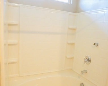 4525 Cougar Avenue - Photo Thumbnail 16