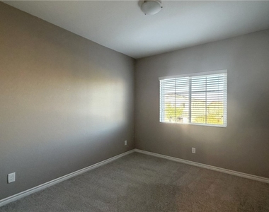 6943 Denio Island Street - Photo Thumbnail 20