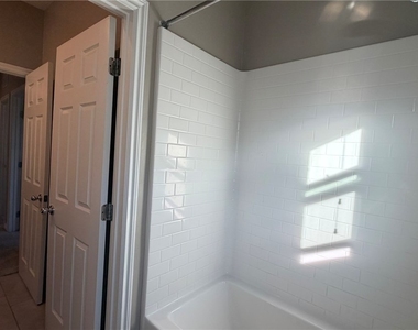 6943 Denio Island Street - Photo Thumbnail 27