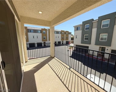 3720 Brilliant Sunset Street - Photo Thumbnail 29