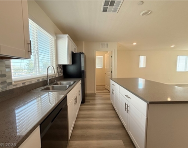 3720 Brilliant Sunset Street - Photo Thumbnail 7
