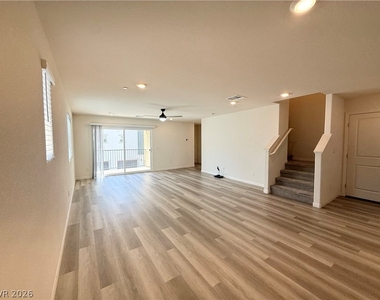 3720 Brilliant Sunset Street - Photo Thumbnail 10