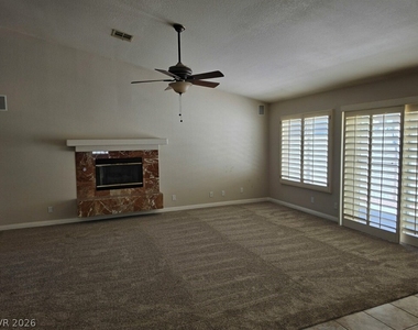 6912 Green Island Avenue - Photo Thumbnail 2