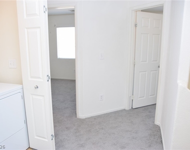 9440 Crimson Sky Street - Photo Thumbnail 23