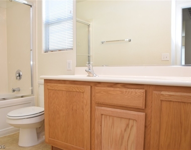 9440 Crimson Sky Street - Photo Thumbnail 28