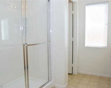 9440 Crimson Sky Street - Photo Thumbnail 19